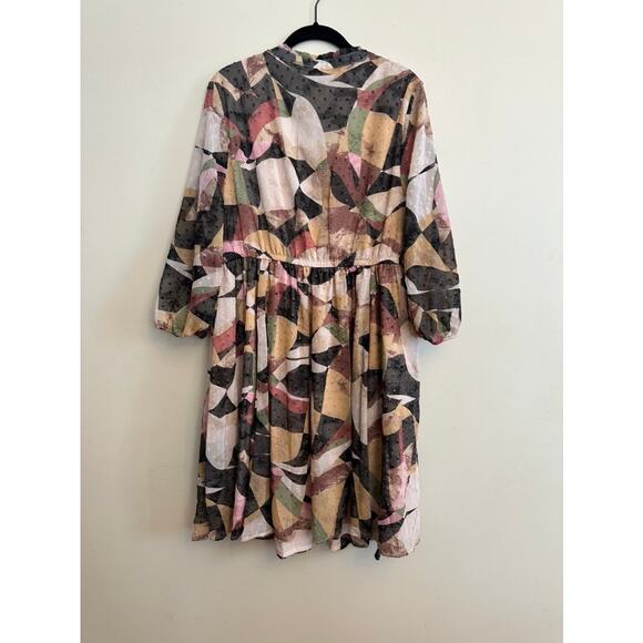 Torrid Abstract Print Swiss Dot Long Sleeve Dress w/ Pockets – Size 0 (12) - Picture 5 of 7
